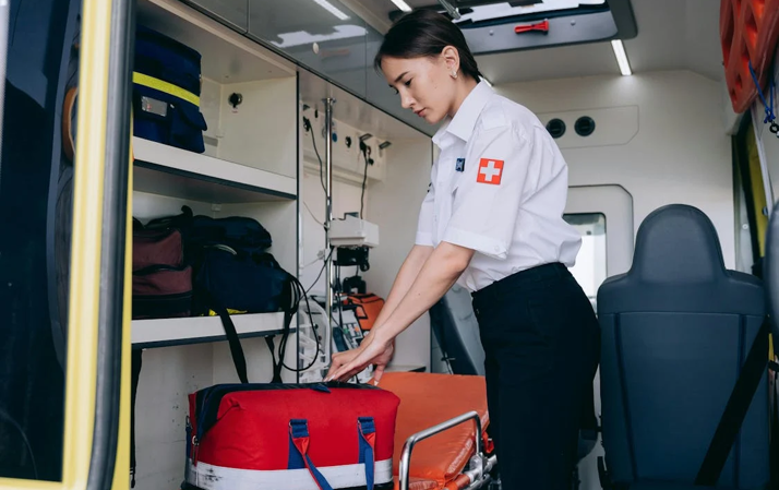 פרמדיקית - מד”א