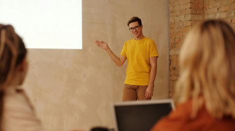 עושים סדר בעמותות